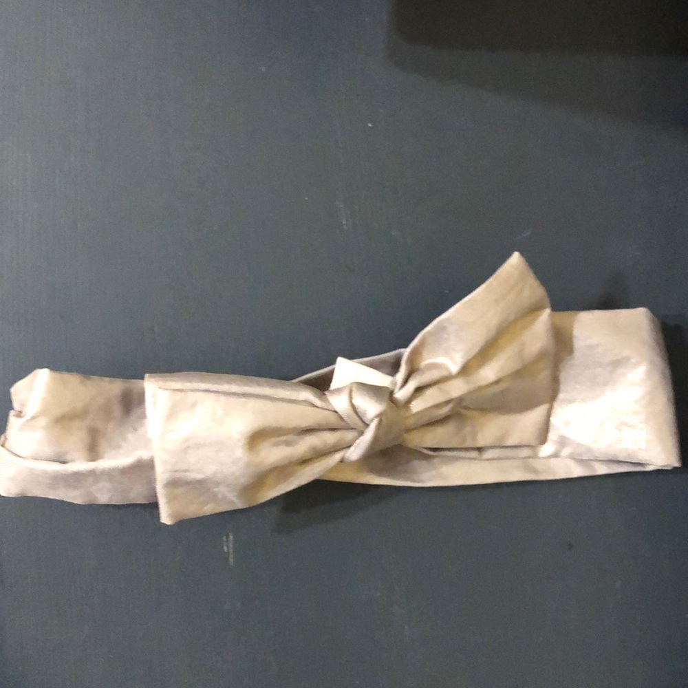 Gymboree bow